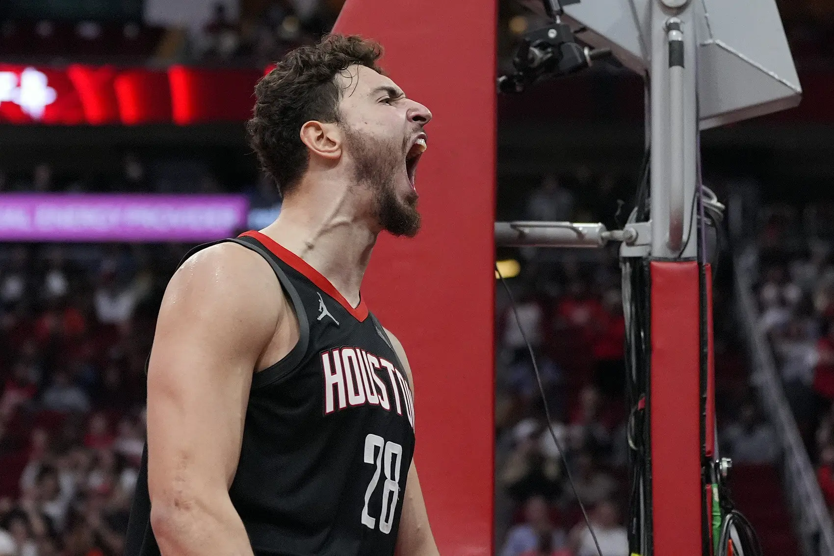 在自由市场, 联不佳, 申京能吸引 在自由市场, 联不佳, 申京能吸引